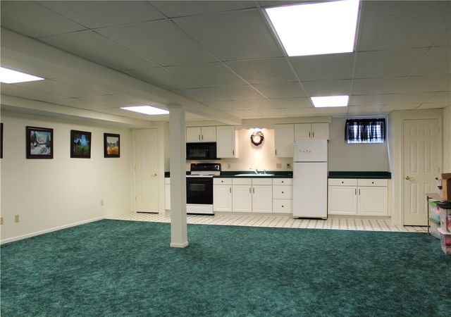 201 Sagebrush Drive, Clayton, OH 45315