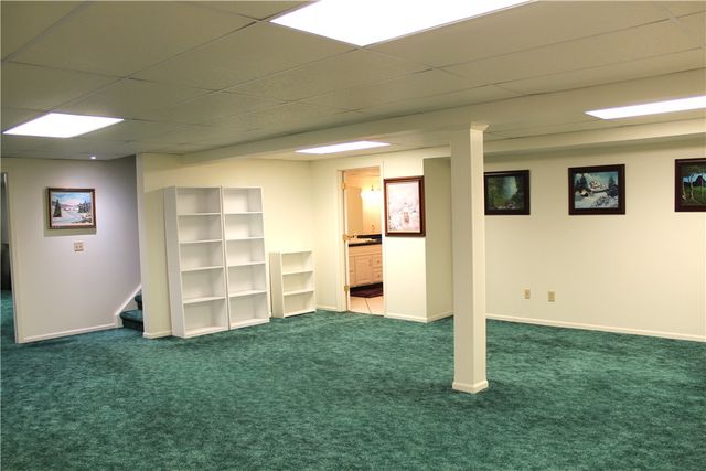 201 Sagebrush Drive, Clayton, OH 45315