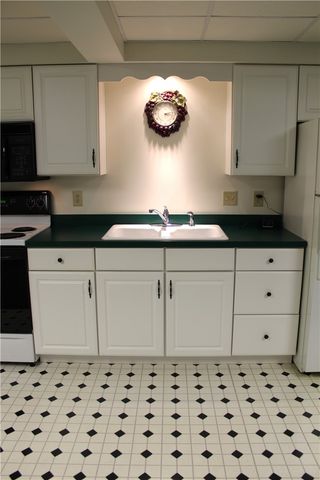 201 Sagebrush Drive, Clayton, OH 45315