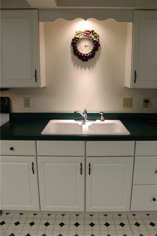 201 Sagebrush Drive, Clayton, OH 45315