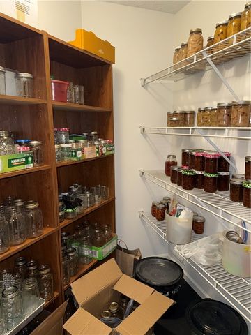 201 Sagebrush Drive, Clayton, OH 45315