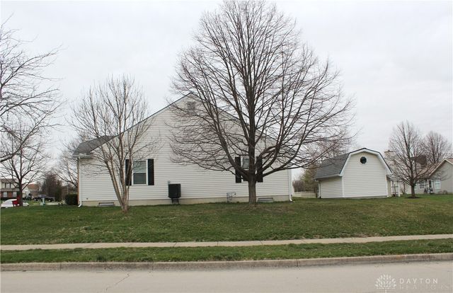 201 Sagebrush Drive, Clayton, OH 45315
