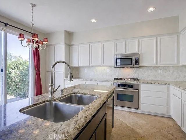 16964 Abundante, San Diego, CA 92127