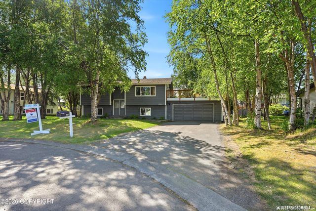 10027 Marmot Circle, Anchorage, AK 99515
