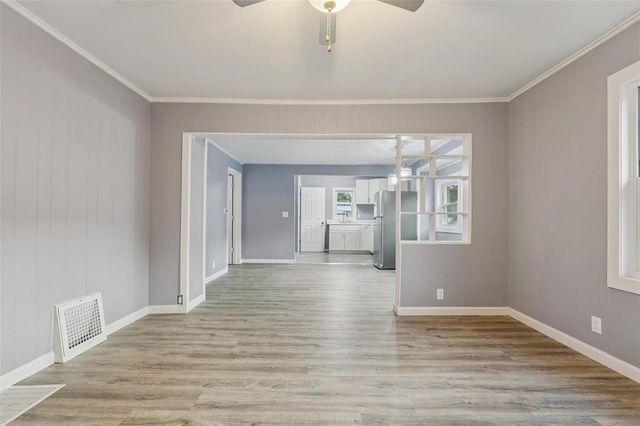 2636 Des Moines Street, Des Moines, IA 50317
