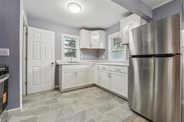 2636 Des Moines Street, Des Moines, IA 50317
