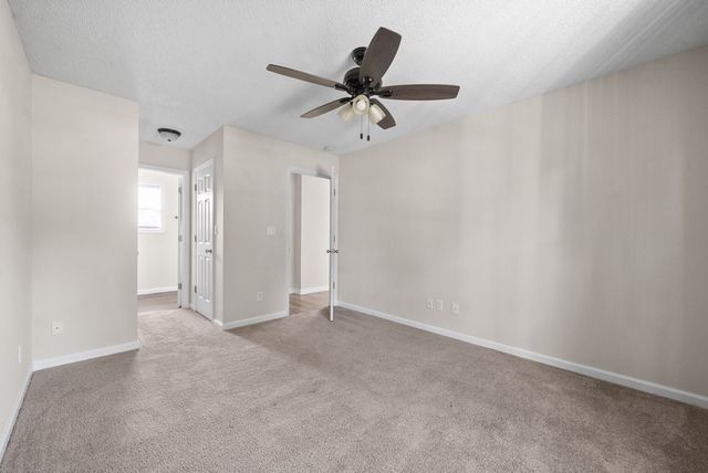 3282 N Senseney Cir, Clarksville, TN 37042