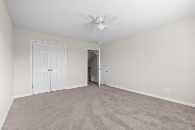 3282 N Senseney Cir, Clarksville, TN 37042