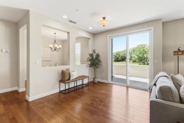 3705 Esplanade Cir, Folsom, CA 95630