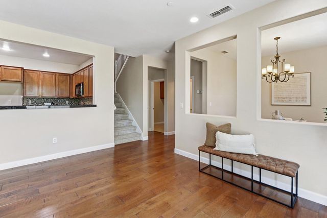 3705 Esplanade Cir, Folsom, CA 95630