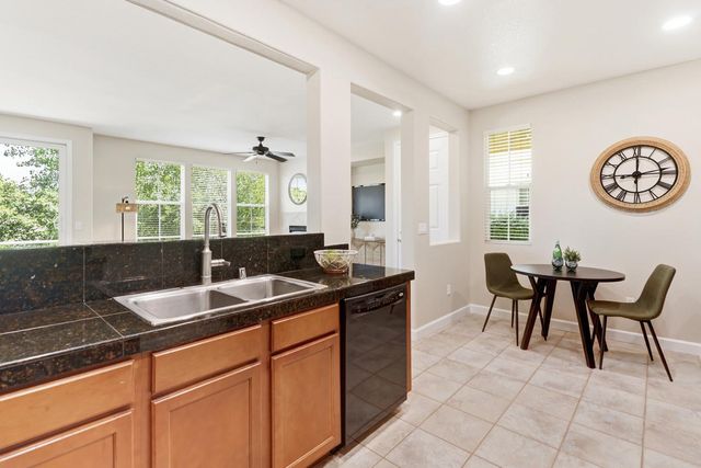 3705 Esplanade Cir, Folsom, CA 95630