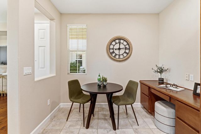 3705 Esplanade Cir, Folsom, CA 95630