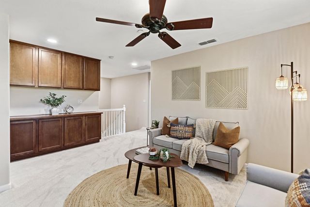 3705 Esplanade Cir, Folsom, CA 95630