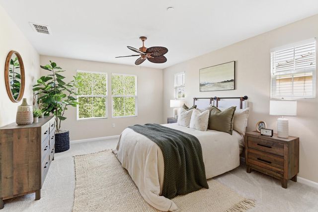 3705 Esplanade Cir, Folsom, CA 95630