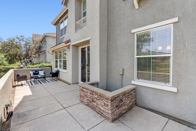 3705 Esplanade Cir, Folsom, CA 95630