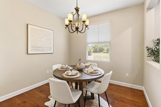 3705 Esplanade Cir, Folsom, CA 95630