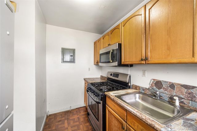 225-08 Stronghurst Avenue Upper, Queens Village, NY 11427