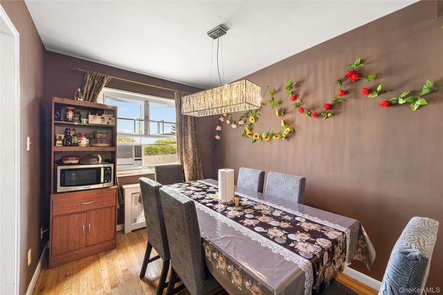 225-08 Stronghurst Avenue Upper, Queens Village, NY 11427