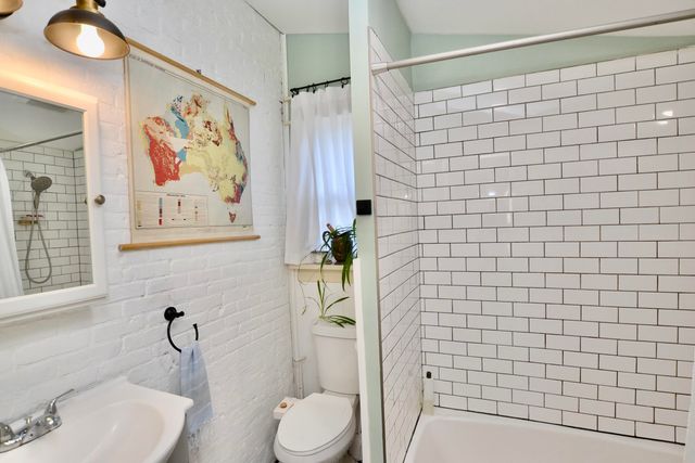 105 Lafountain Street, Burlington, VT 05401