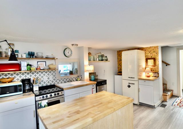 105 Lafountain Street, Burlington, VT 05401