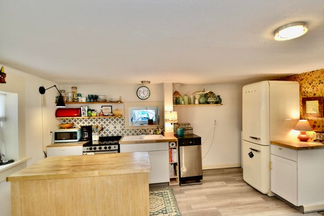 105 Lafountain Street, Burlington, VT 05401