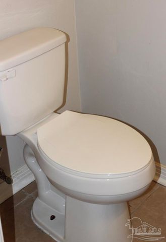 7705 Kipling St D, Pensacola, FL 32514