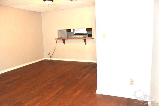 7705 Kipling St D, Pensacola, FL 32514