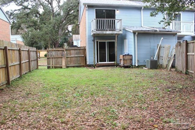 7705 Kipling St D, Pensacola, FL 32514