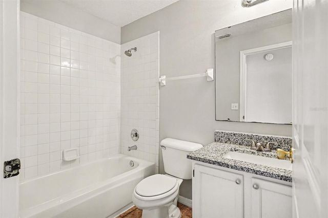 5626 S LOMA VISTA COURT, Davenport, FL 33896