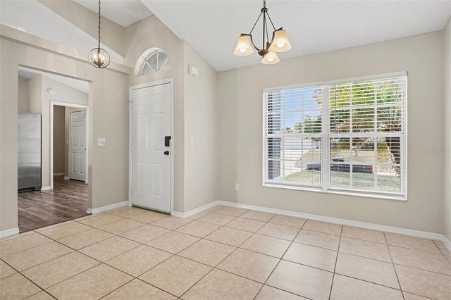 5626 S LOMA VISTA COURT, Davenport, FL 33896