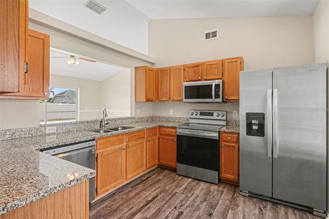 5626 S LOMA VISTA COURT, Davenport, FL 33896