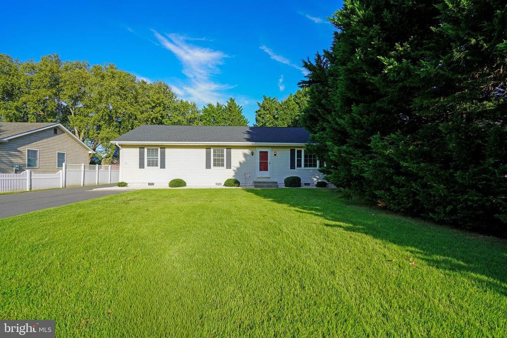15 SABRINA DR, Rehoboth Beach, DE 19971