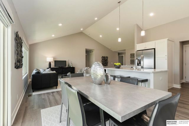 4916 S 199th Avenue, Omaha, NE 68135