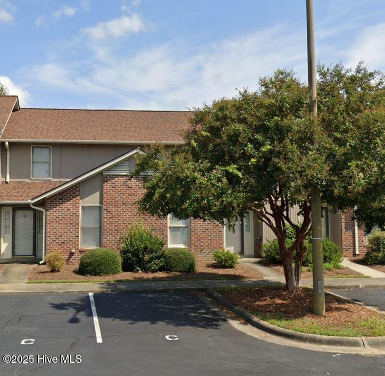 1861 Quail Ridge Road C, Greenville, NC 27858