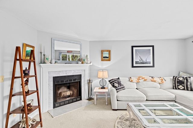 15E Riverview Ave 15E, Mashpee, MA 02649