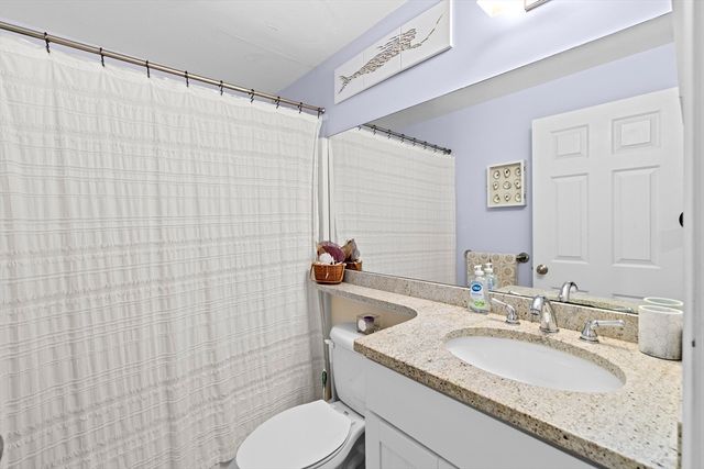 15E Riverview Ave 15E, Mashpee, MA 02649