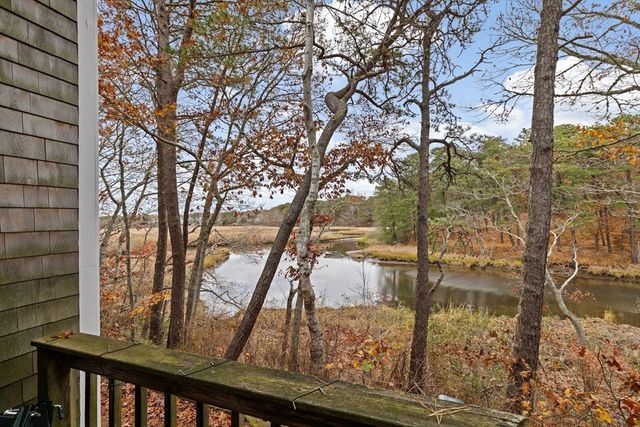 15E Riverview Ave 15E, Mashpee, MA 02649