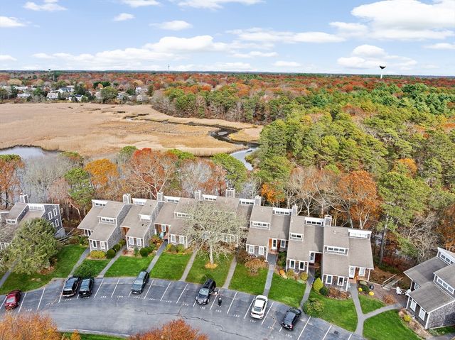 15E Riverview Ave 15E, Mashpee, MA 02649