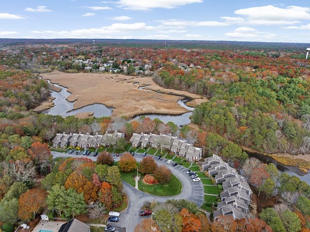 15E Riverview Ave 15E, Mashpee, MA 02649