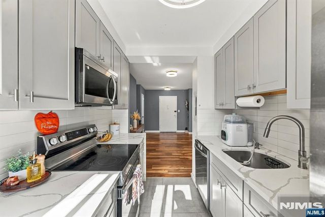 90 Prospect Avenue 3G, Hackensack, NJ 07601