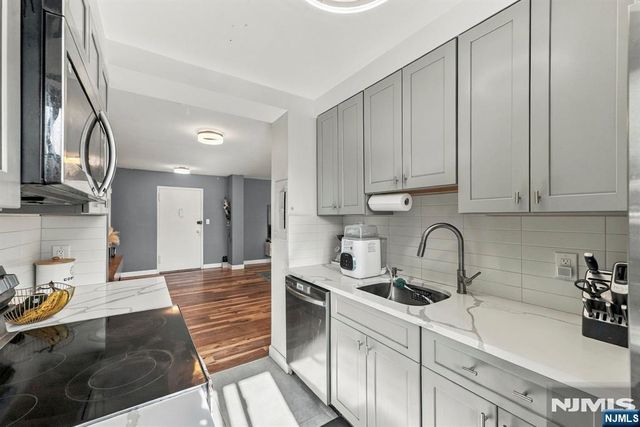 90 Prospect Avenue 3G, Hackensack, NJ 07601
