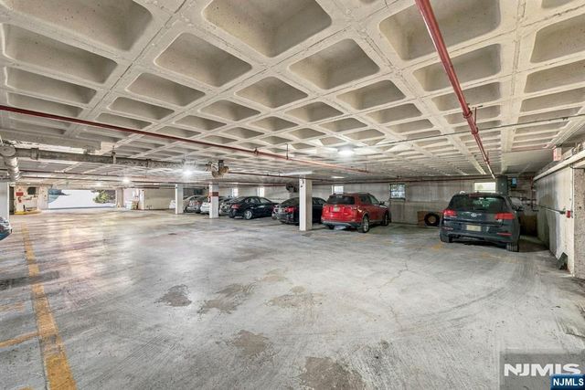 90 Prospect Avenue 3G, Hackensack, NJ 07601