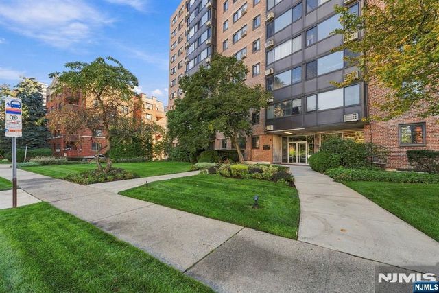 90 Prospect Avenue 3G, Hackensack, NJ 07601