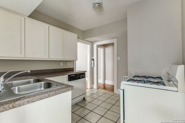 506 Fulton Ave Apt 2, San Antonio, TX 78212