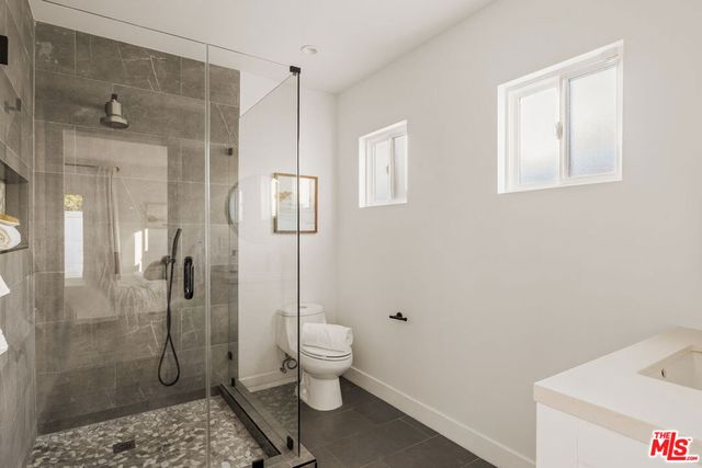 8356 Naylor Avenue, Los Angeles, CA 90045