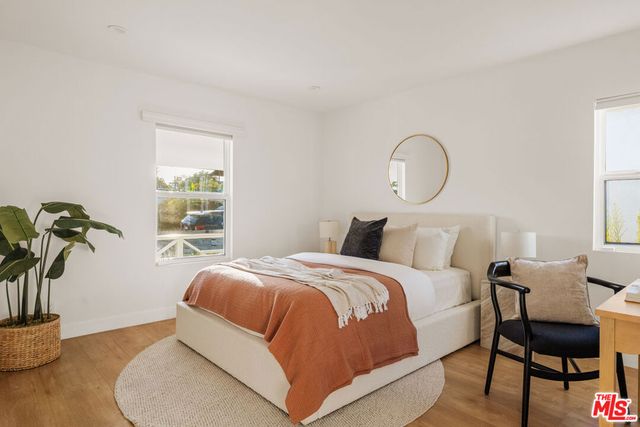 8356 Naylor Avenue, Los Angeles, CA 90045