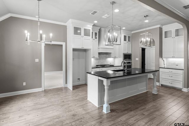 189 County Road 2321, Mineola, TX 75773