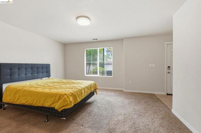 104 Serra Way, San Pablo, CA 94806