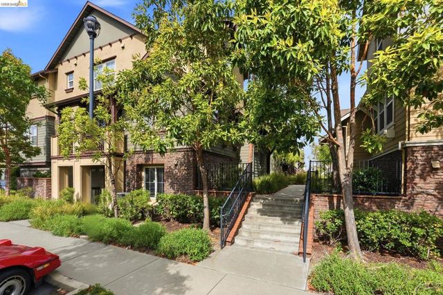 104 Serra Way, San Pablo, CA 94806