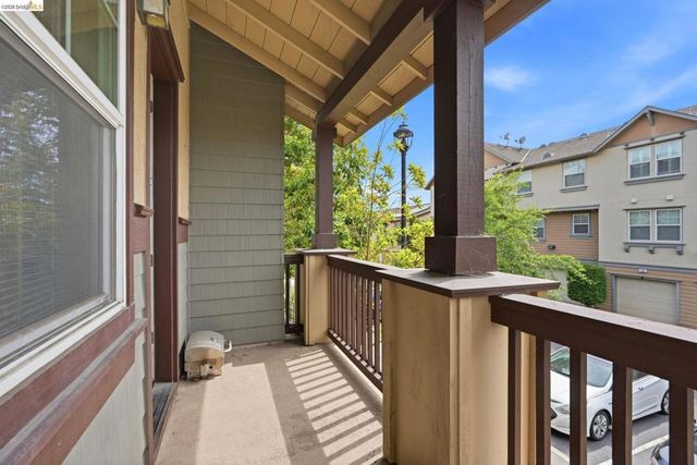 104 Serra Way, San Pablo, CA 94806